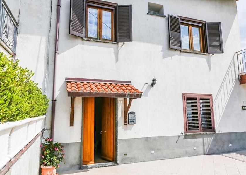Campania Agerola Exterior Detail
