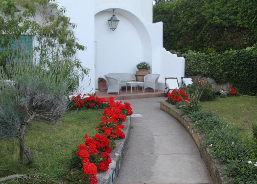 Campania Anacapri Property Grounds