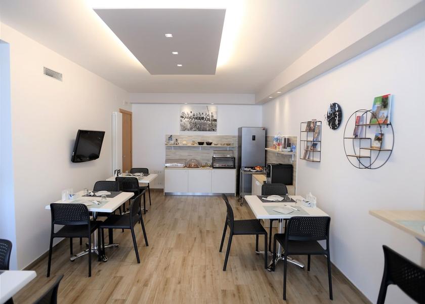 Puglia Andria Breakfast Area