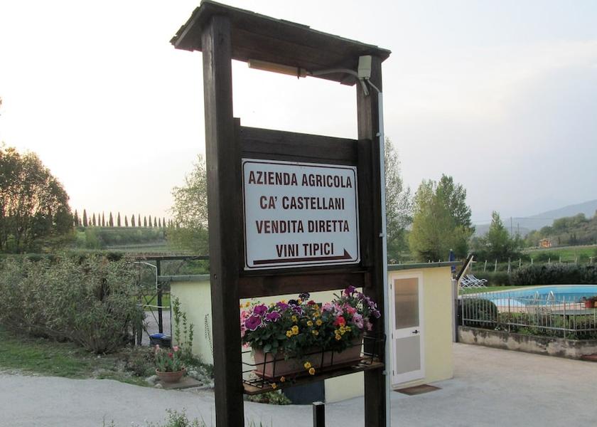 Veneto Bardolino Exterior Detail
