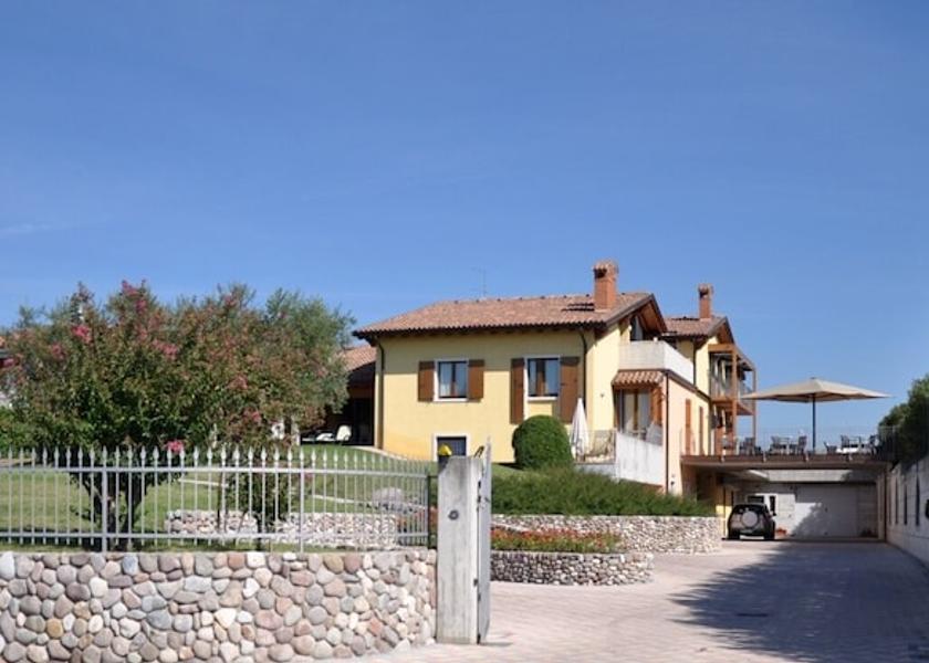 Veneto Bardolino Facade