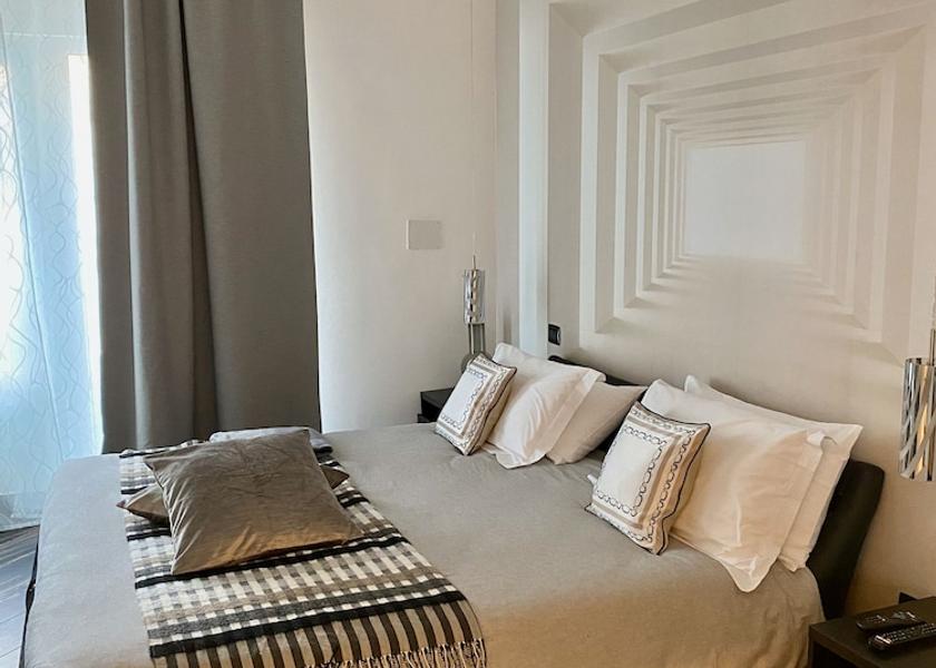 Lombardy Bergamo Room