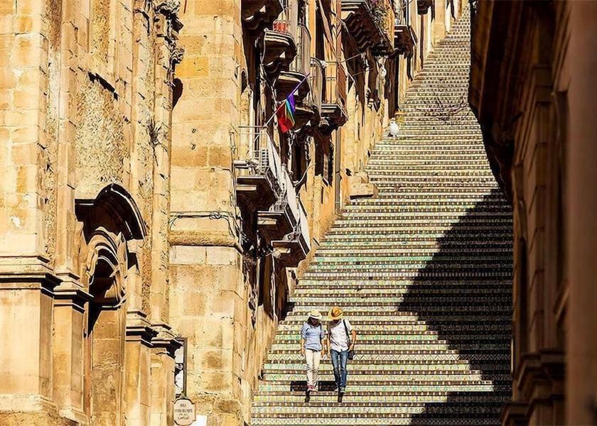 Sicily Caltagirone Interior Entrance