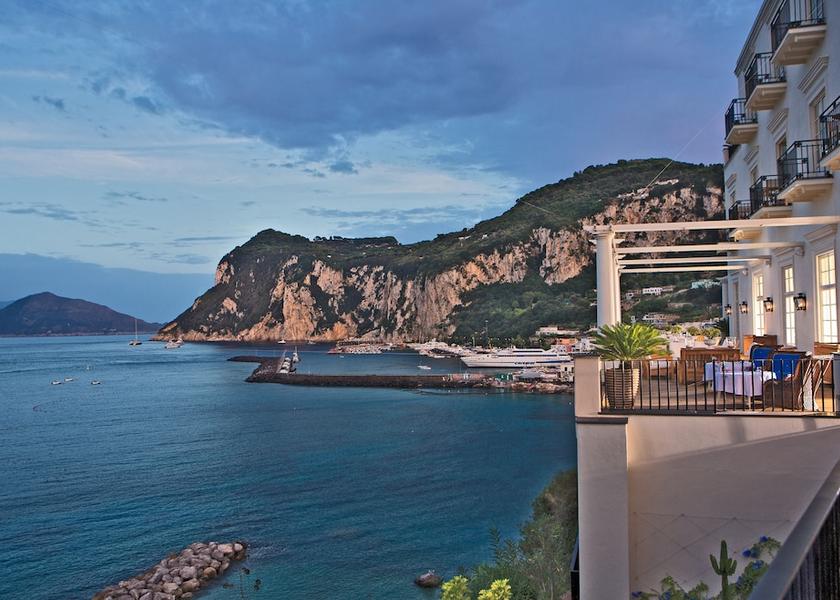Campania Capri Exterior Detail