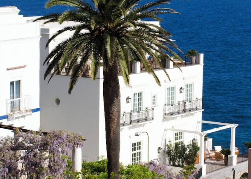 Campania Capri Facade