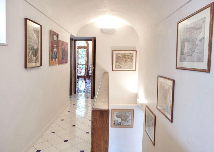 Campania Capri Interior Entrance