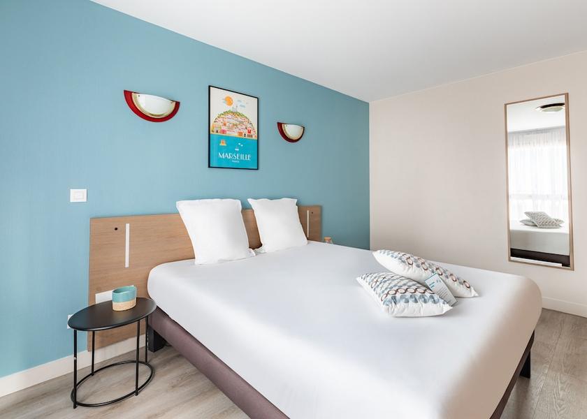 Provence-Alpes-Côte d'Azur Marseille Room