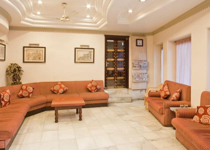 Rajasthan Mount Abu Lobby