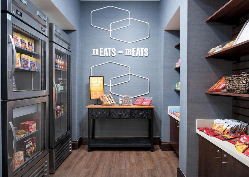 Tennessee Cleveland Snack Bar