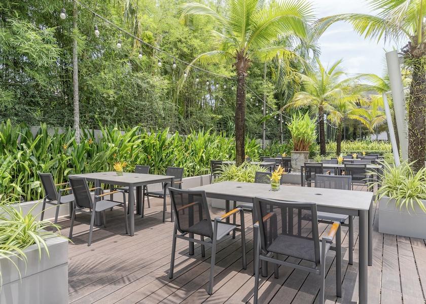 Phuket Province Mai Khao Outdoor dining