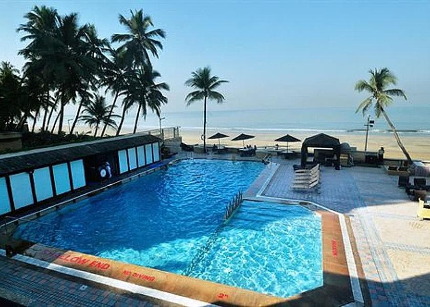 Maharashtra Mumbai Outdoor pool