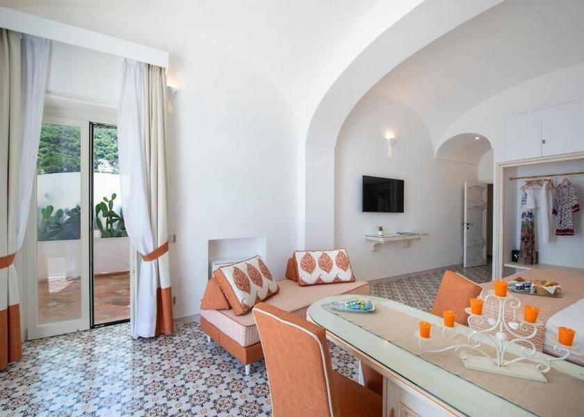 Campania Positano Interior