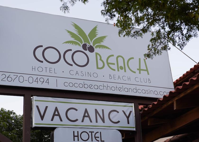 Guanacaste Coco Entrance