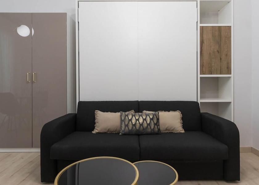 Lombardy Sesto San Giovanni Room