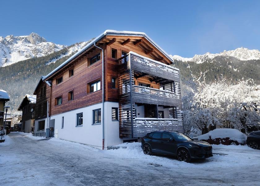 Auvergne-Rhône-Alpes Chamonix-Mont-Blanc Front of property