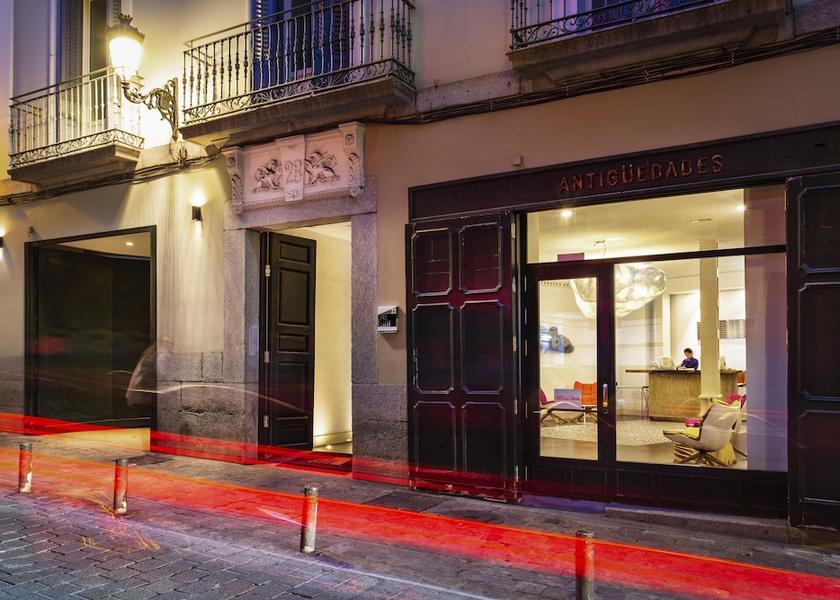 Community of Madrid Madrid Front of property - evening/night
