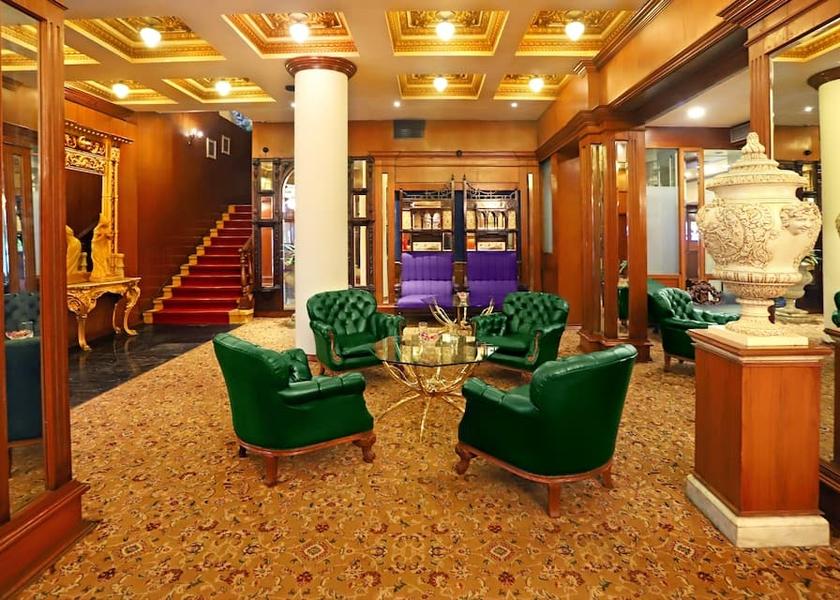 Maharashtra Mumbai Public Areas