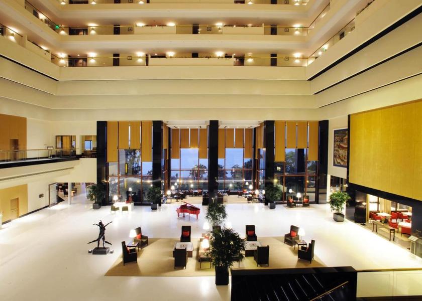 Maharashtra Mumbai Public Areas