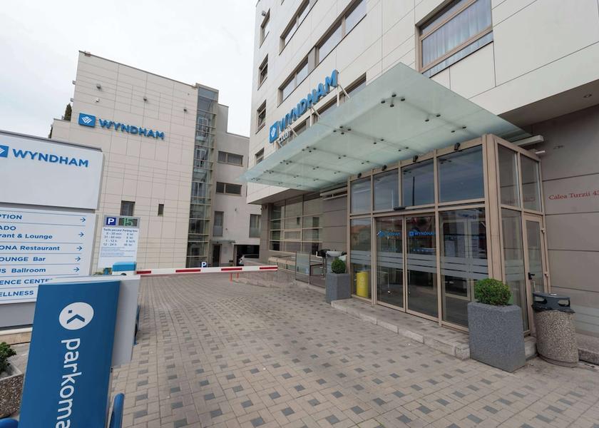  Cluj-Napoca Exterior Detail