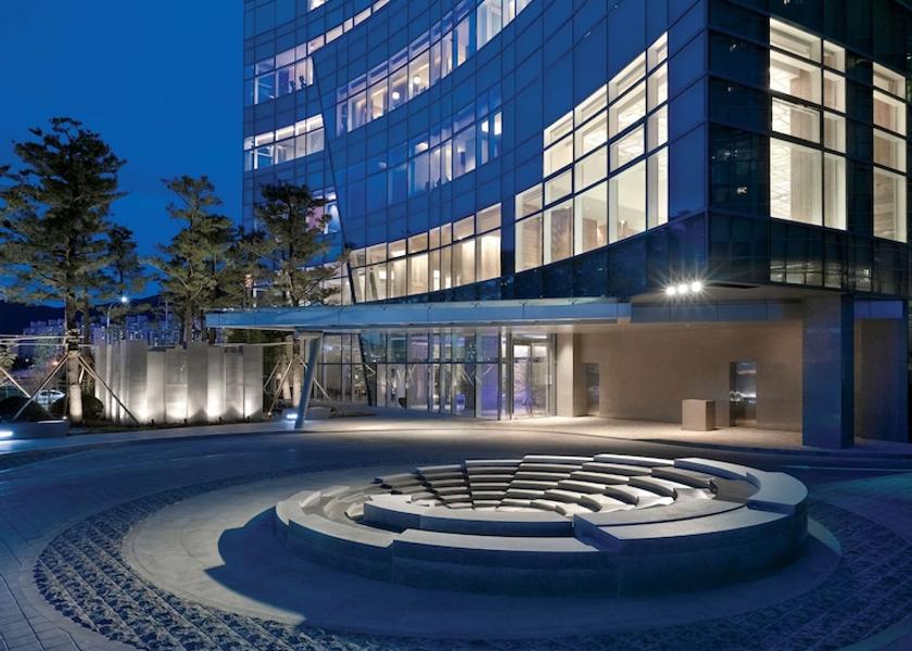  Busan Exterior