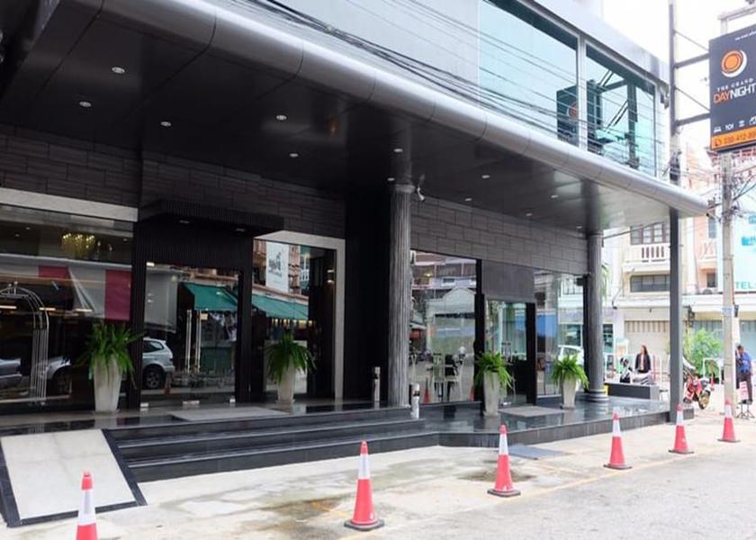 Chonburi Province Pattaya Property entrance