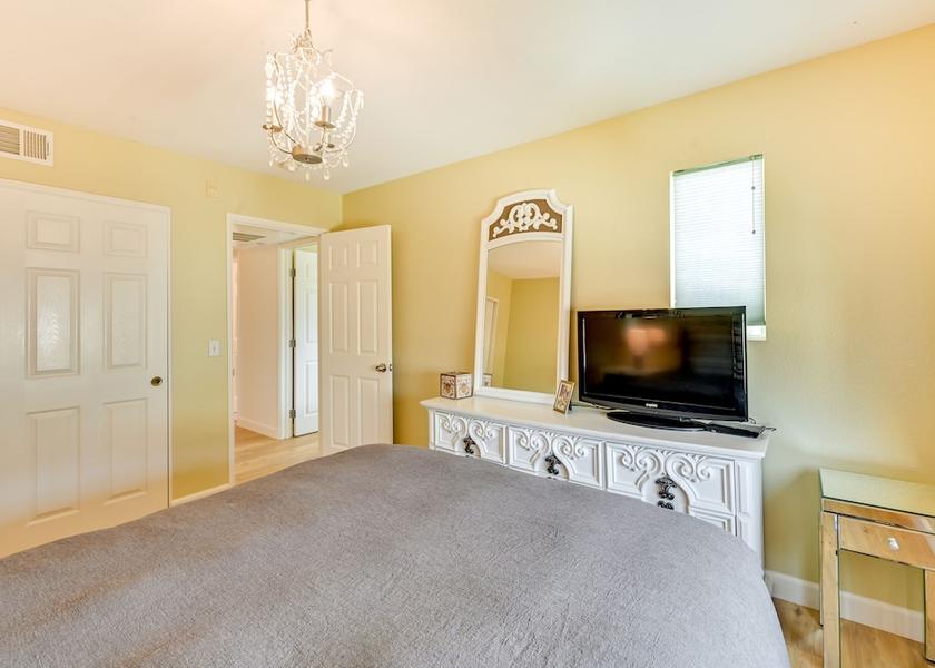California Chula Vista Interior Entrance