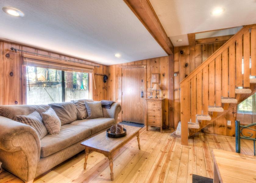 California Kings Beach Living Area