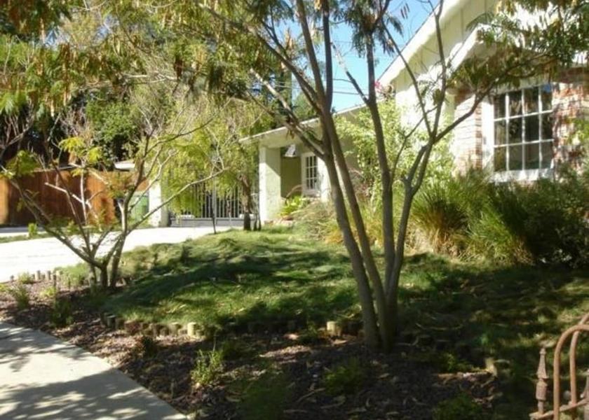 California Woodland Hills Primary image