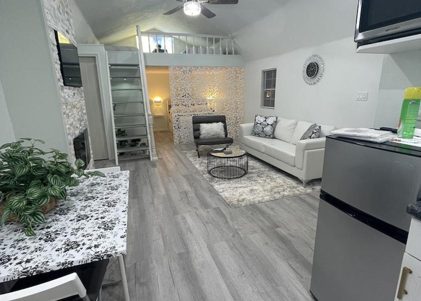 Florida Altamonte Springs Living Area