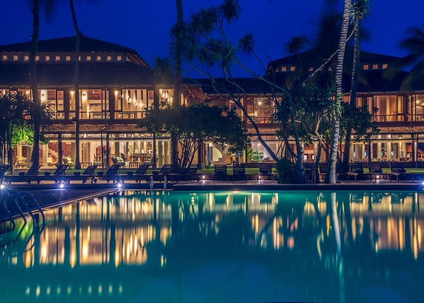 Puttalam District Waikkal Exterior Detail