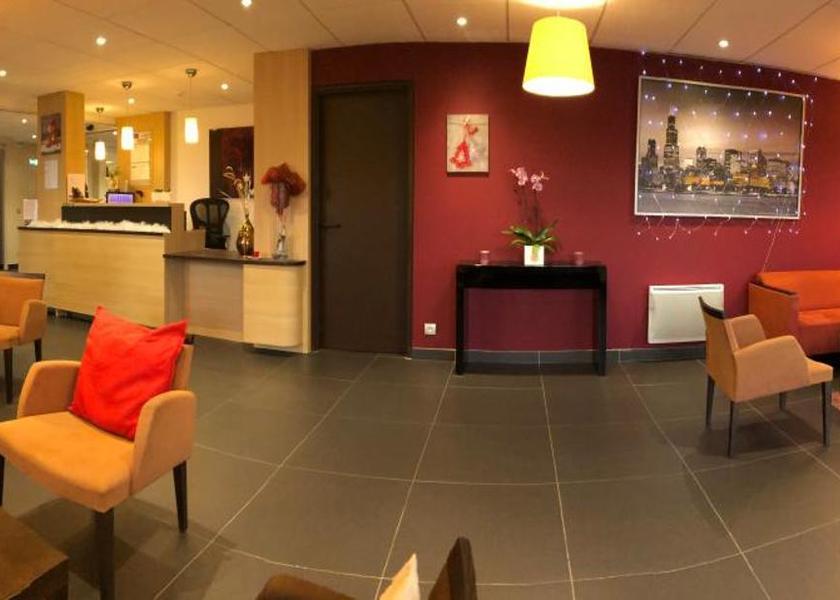 Brittany Quimper shared lounge/tv area