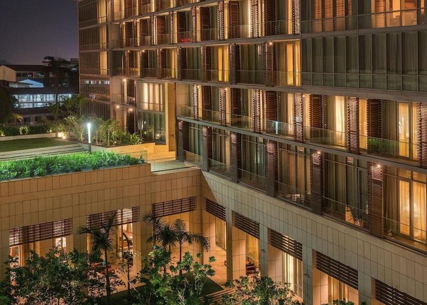  Accra Exterior