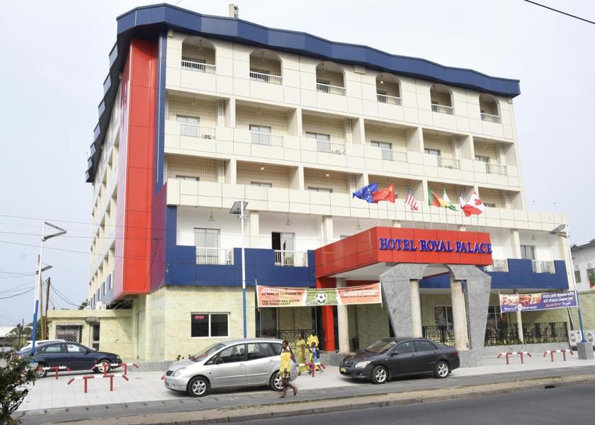 Littoral Bonaberi Hotel Exterior