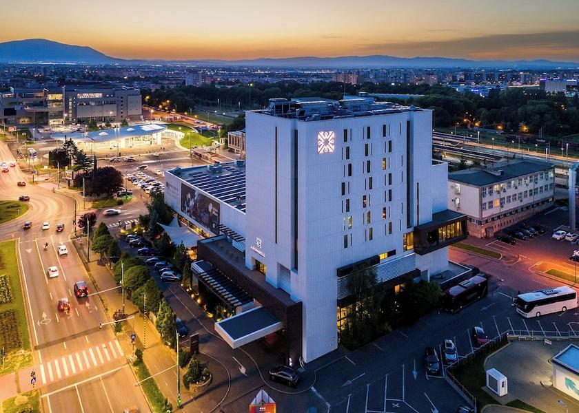  Brasov Exterior Detail
