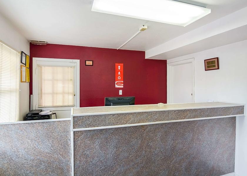 Virginia Woodstock Lobby