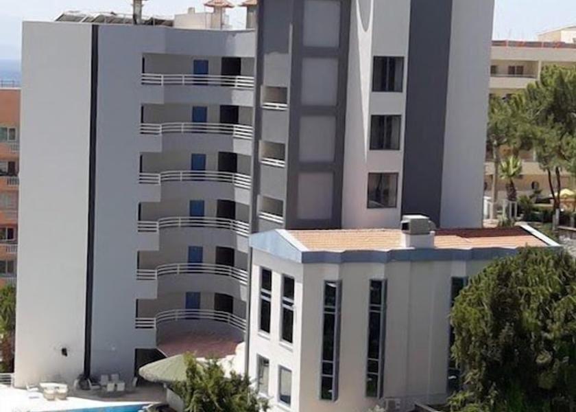 Aydin Kuşadası Facade