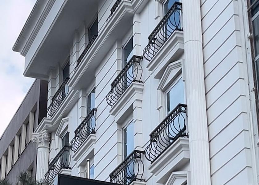 Ankara (and vicinity) Ankara Exterior Detail