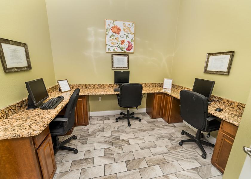 Florida Four Corners Business Centre
