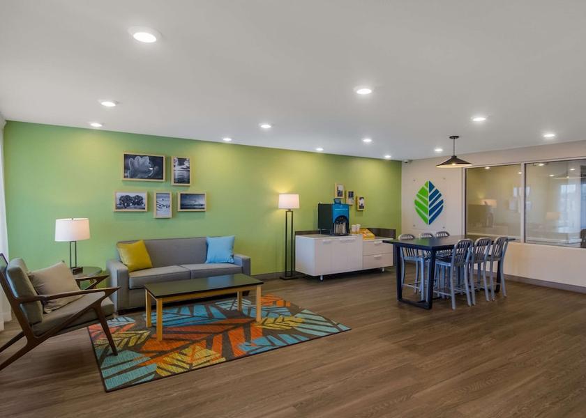 Florida Orange Park Lobby