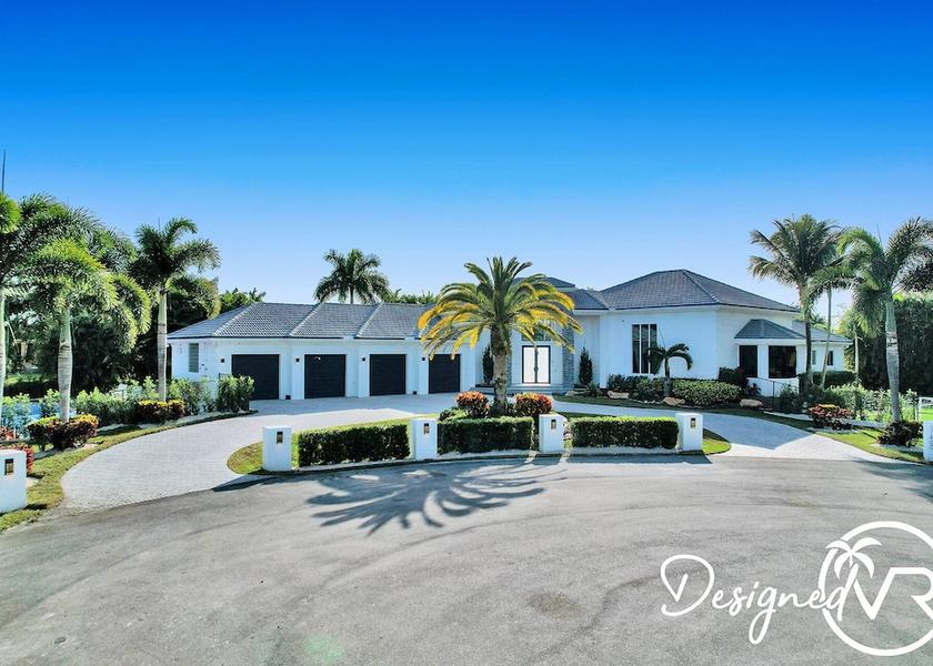 Florida Plantation Facade