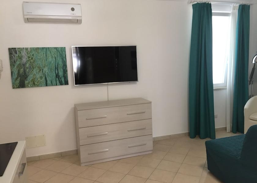 Campania Capri Room