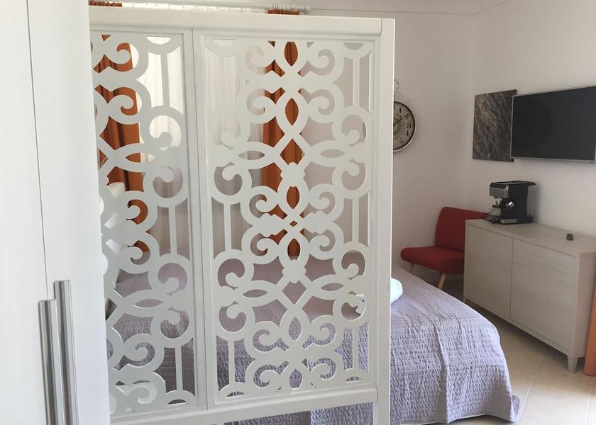 Campania Capri Room