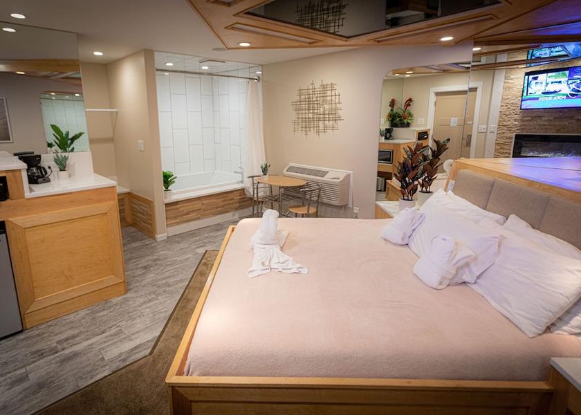 Illinois Downers Grove Room