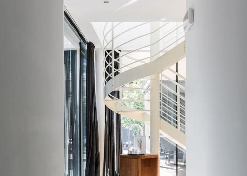 Lombardy Malgrate Reception