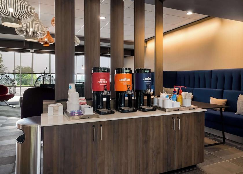 Michigan Novi Lobby