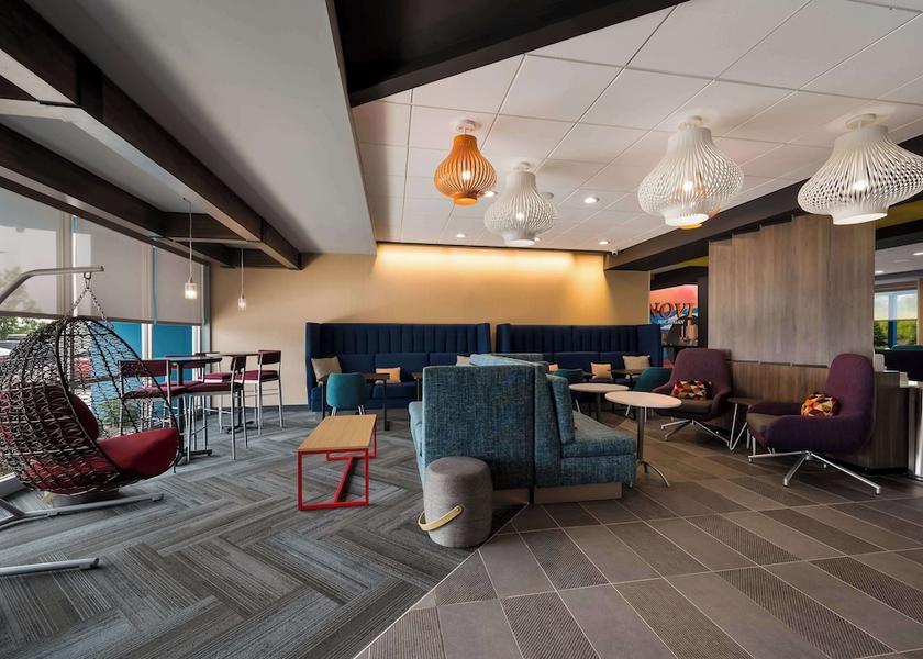 Michigan Novi Lobby