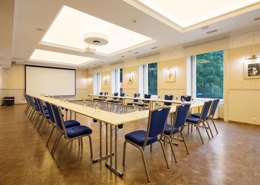  Riga Meeting Room