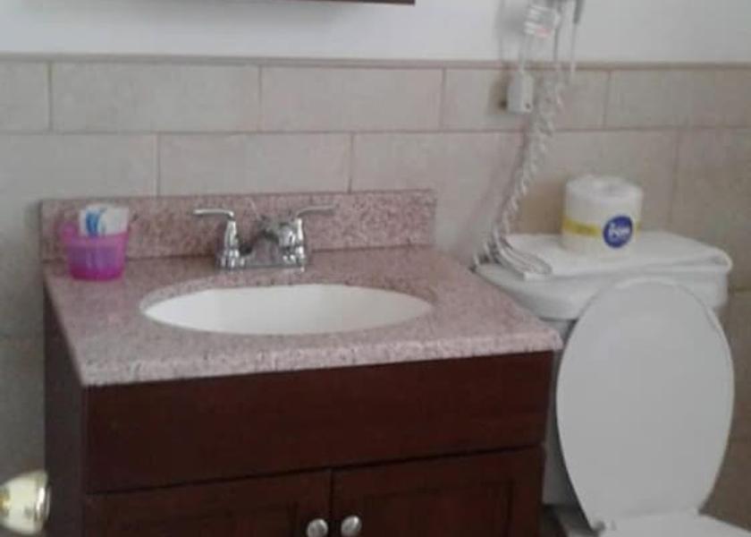 Ohio Vermilion Bathroom