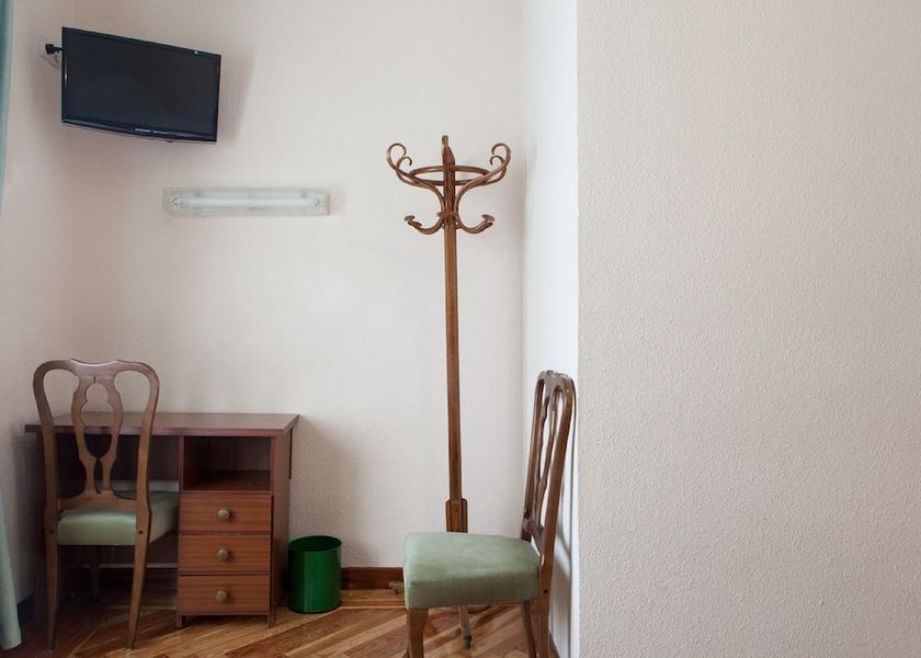 Community of Madrid Madrid In-Room Amenity