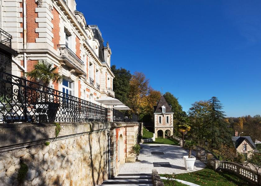 Centre - Loire Valley Rochecorbon Facade